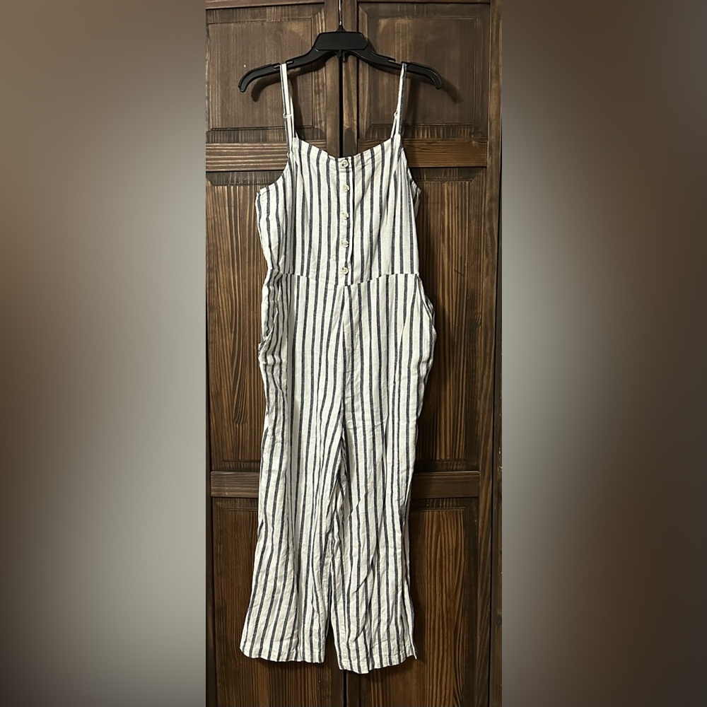 Old Navy linen romper size large